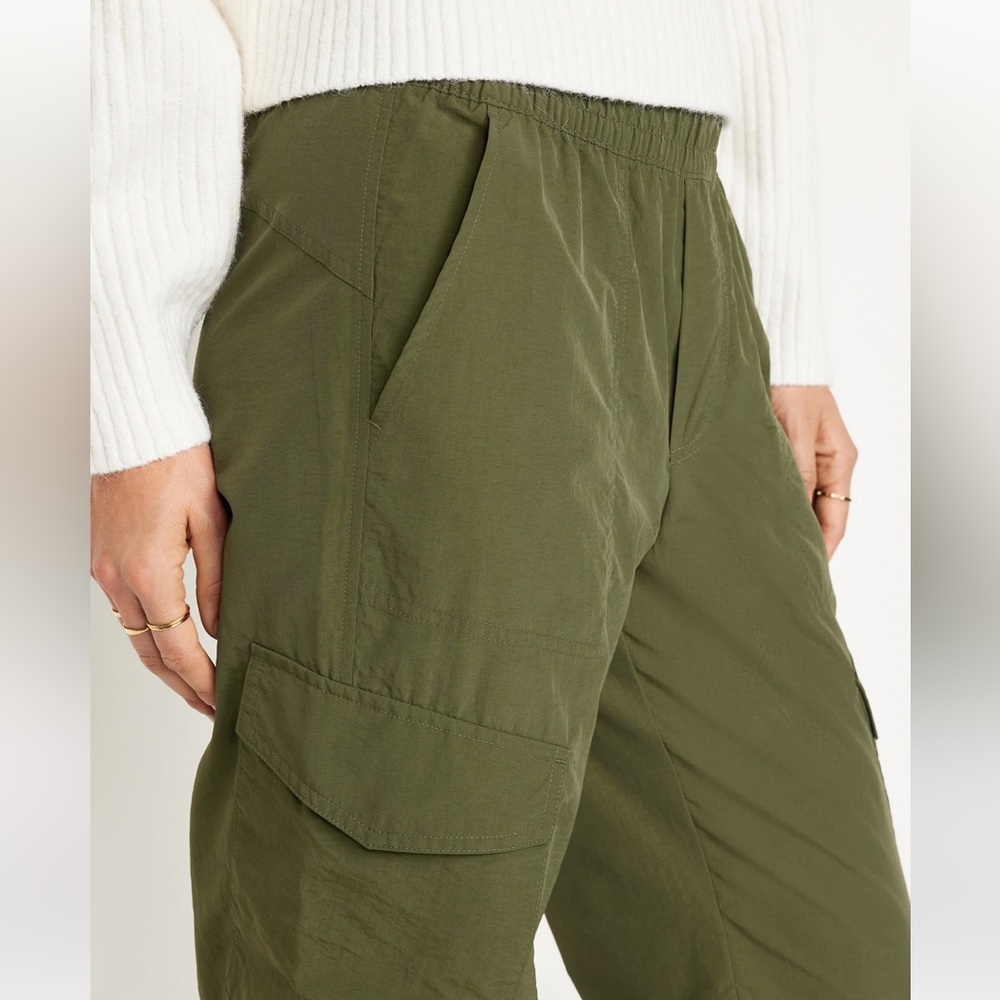 8) NWT Old navy quick dry joggers - Picture 4 of 9